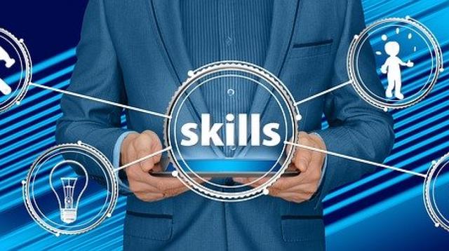 Implementare la professionalità: formazione al modello ESPoR