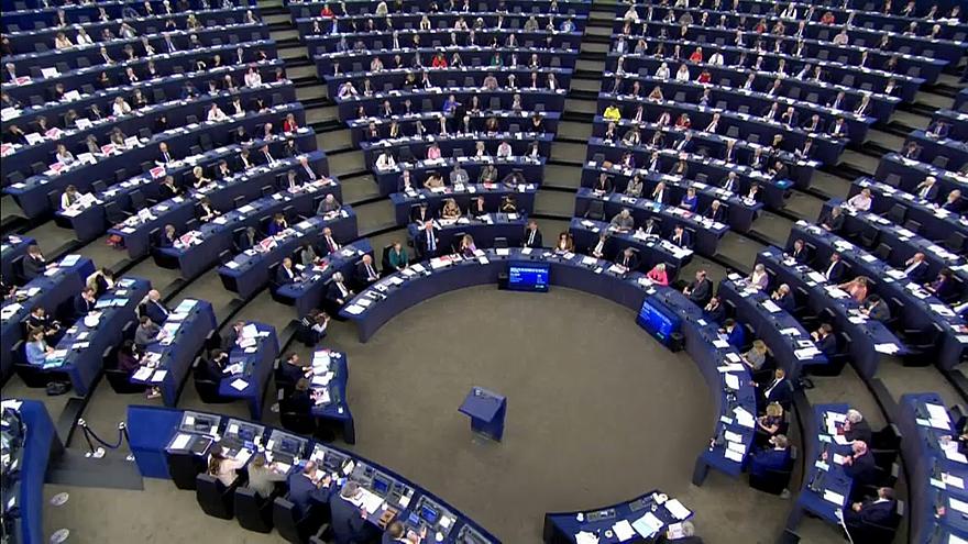 Tratta, Europarlamento chiede più tutele per donne, minori e migranti
